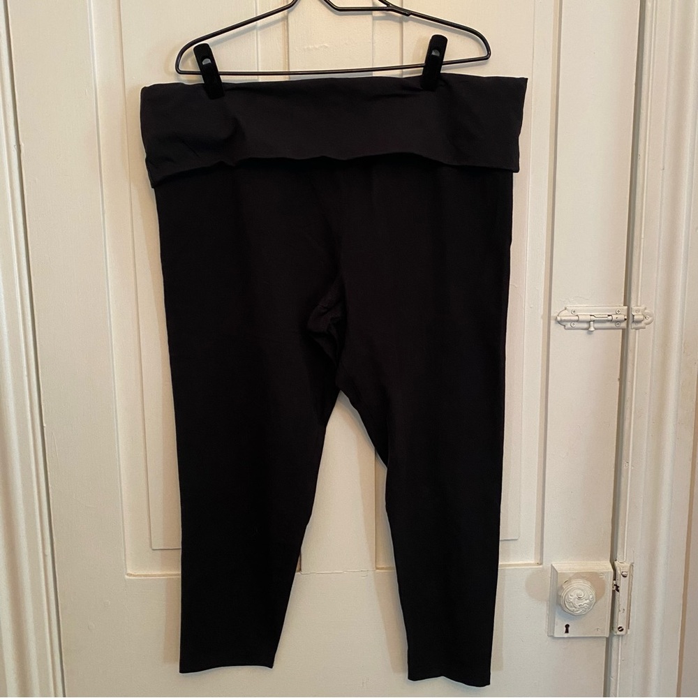 ✨french laundry black foldover leggings✨